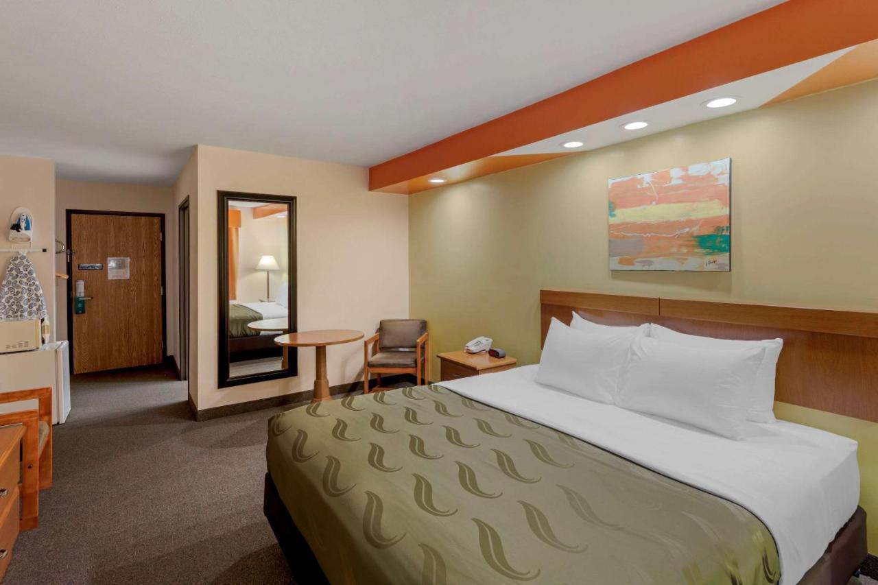 Hamilton Quality Inn מראה חיצוני תמונה