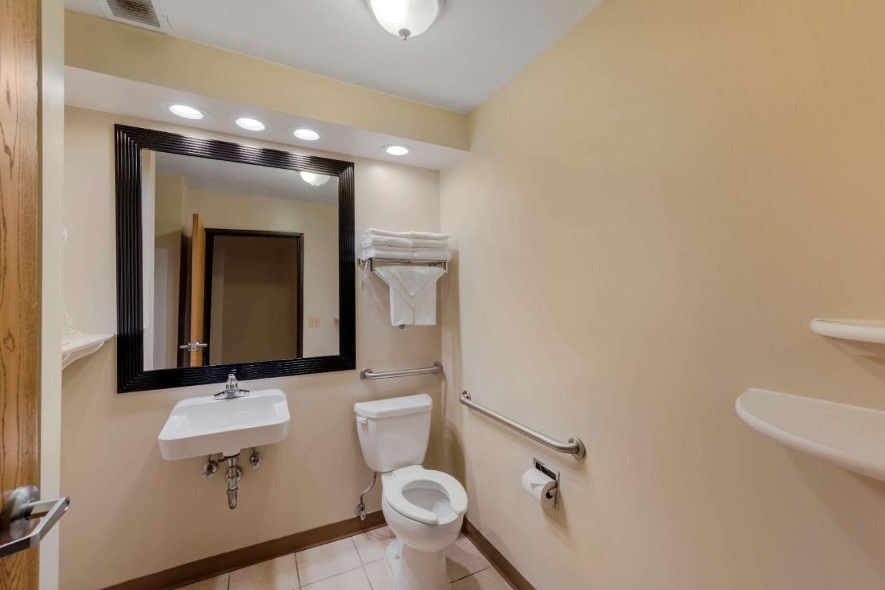 Hamilton Quality Inn מראה חיצוני תמונה