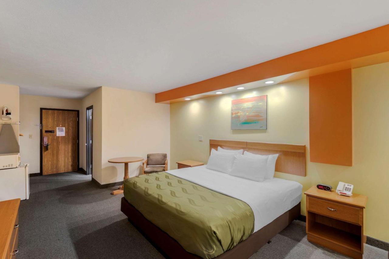 Hamilton Quality Inn מראה חיצוני תמונה