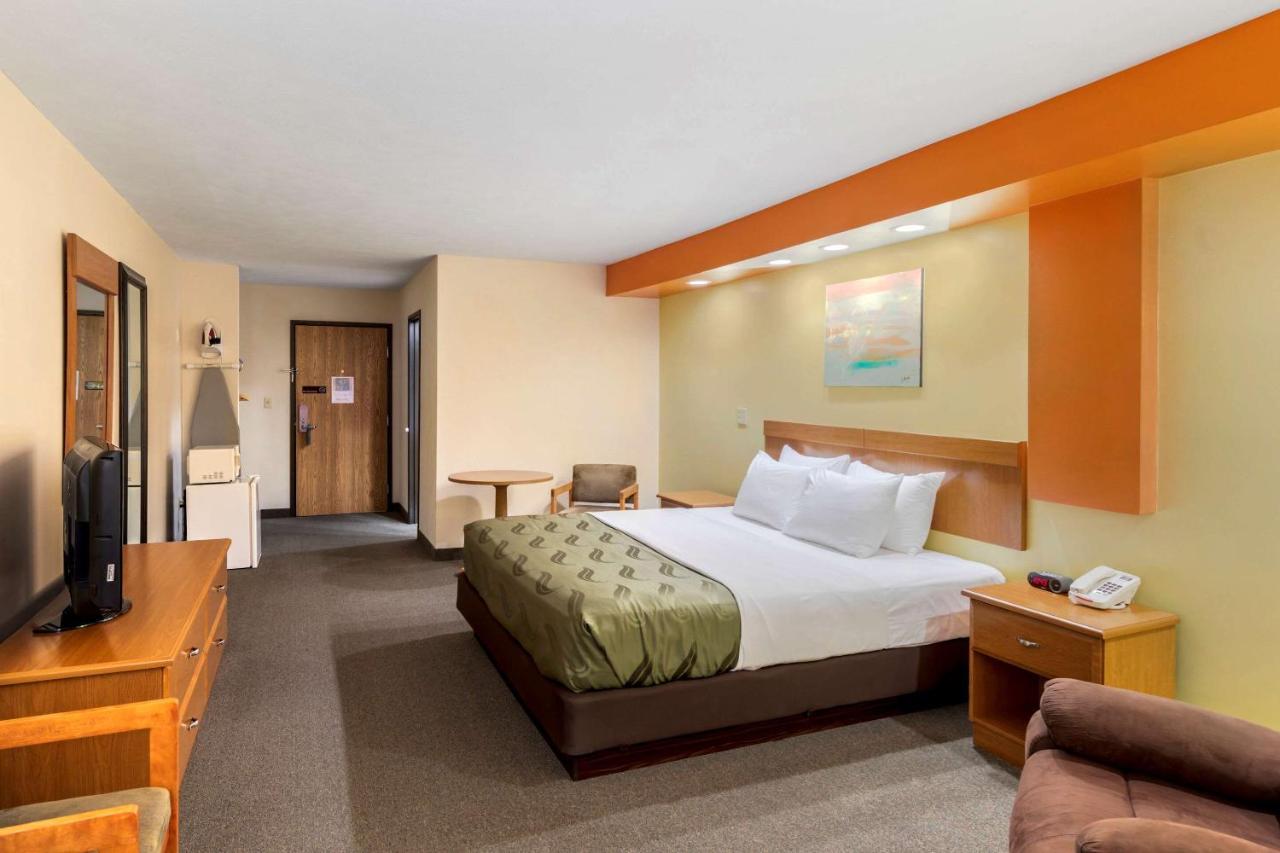 Hamilton Quality Inn מראה חיצוני תמונה