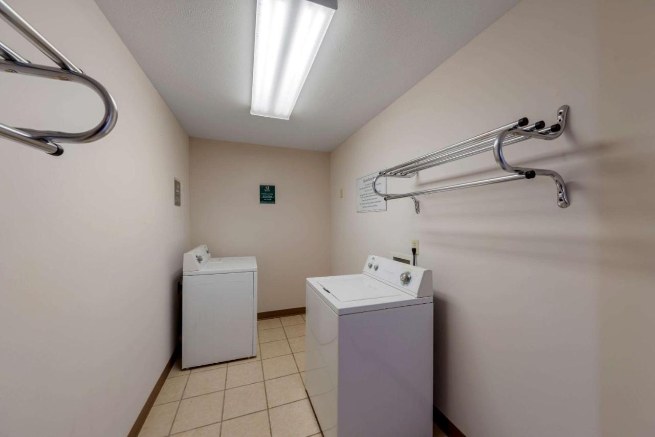Hamilton Quality Inn מראה חיצוני תמונה
