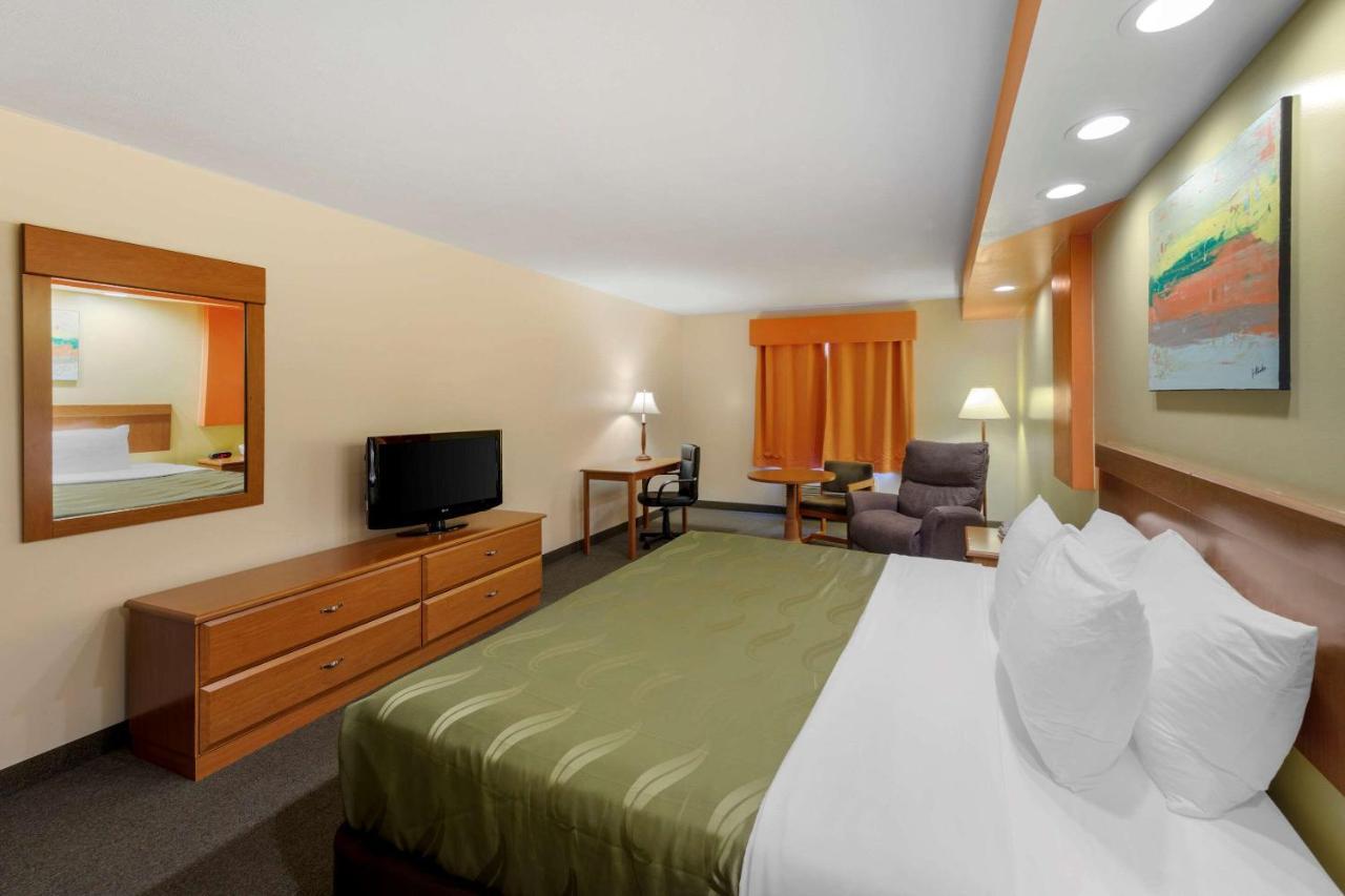 Hamilton Quality Inn מראה חיצוני תמונה