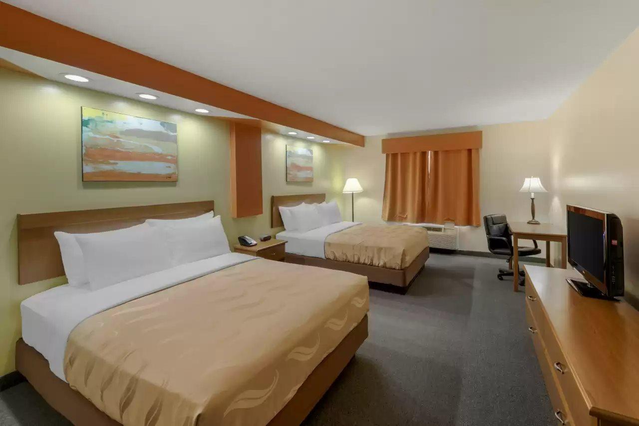 Hamilton Quality Inn מראה חיצוני תמונה