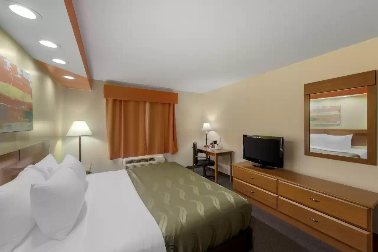 Hamilton Quality Inn מראה חיצוני תמונה