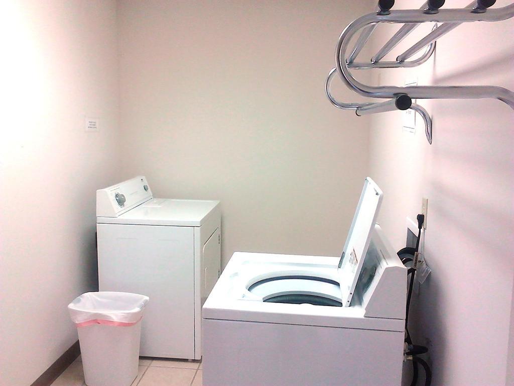 Hamilton Quality Inn מראה חיצוני תמונה